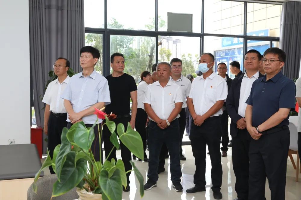 云南边检总站总站长郝子群,省委政法委副书记,省边防办主任董大伦