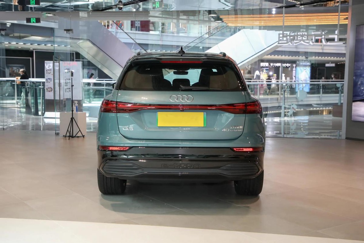 想买纯电suv不妨考虑下奥迪q5etron3765万起实力相当不错