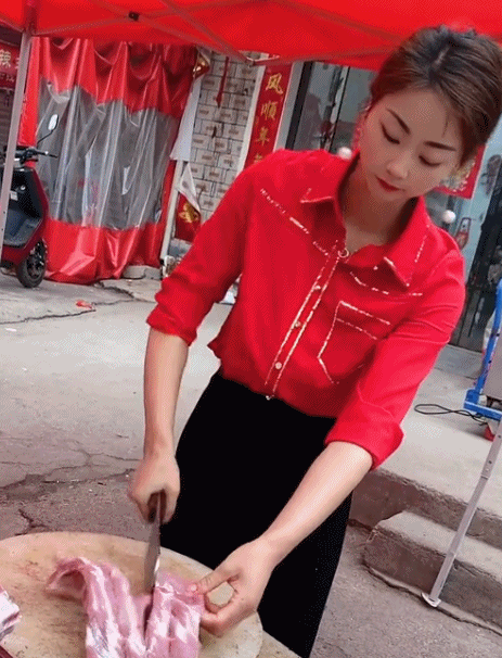 都让让,这美少女才配叫"杀疯了"
