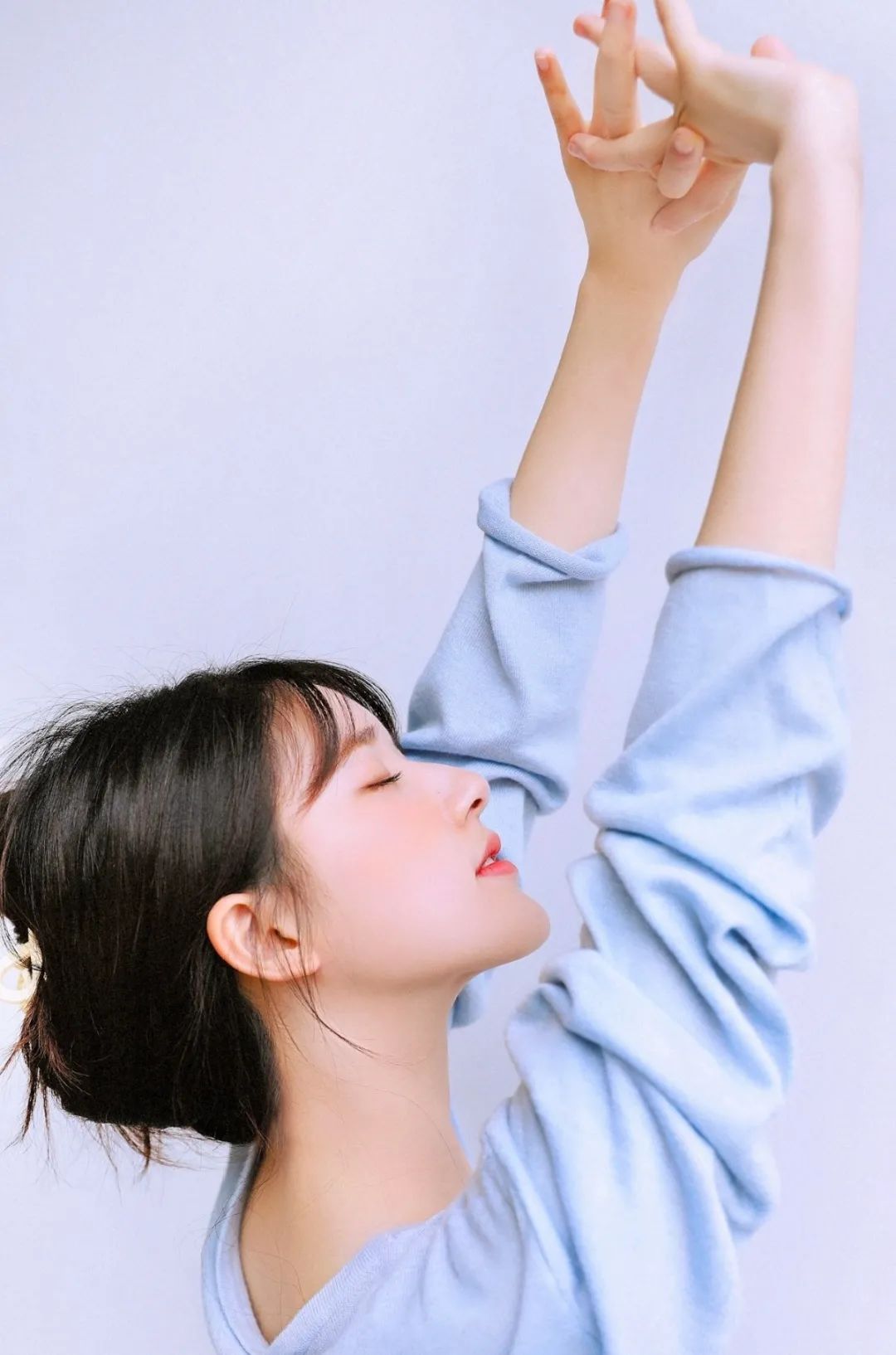 出游必备！超实用的双手拍照姿势合集！休闲区蓝鸢梦想 - Www.slyday.coM