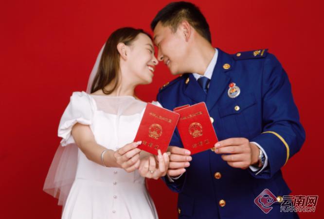 太甜了！增援重庆灭火归来的云南“蓝朋友”结婚啦休闲区蓝鸢梦想 - Www.slyday.coM