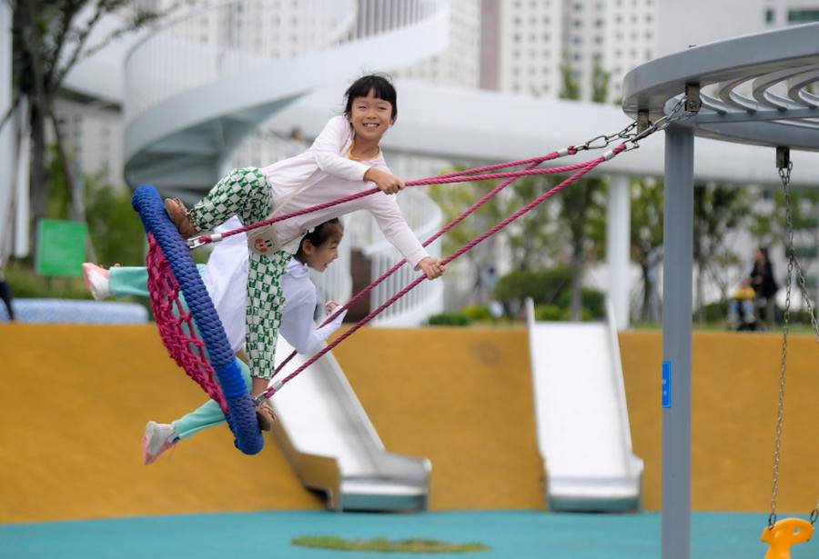 太美了吧！随手一拍就是大片，这是你不能错过的精致威海休闲区蓝鸢梦想 - Www.slyday.coM