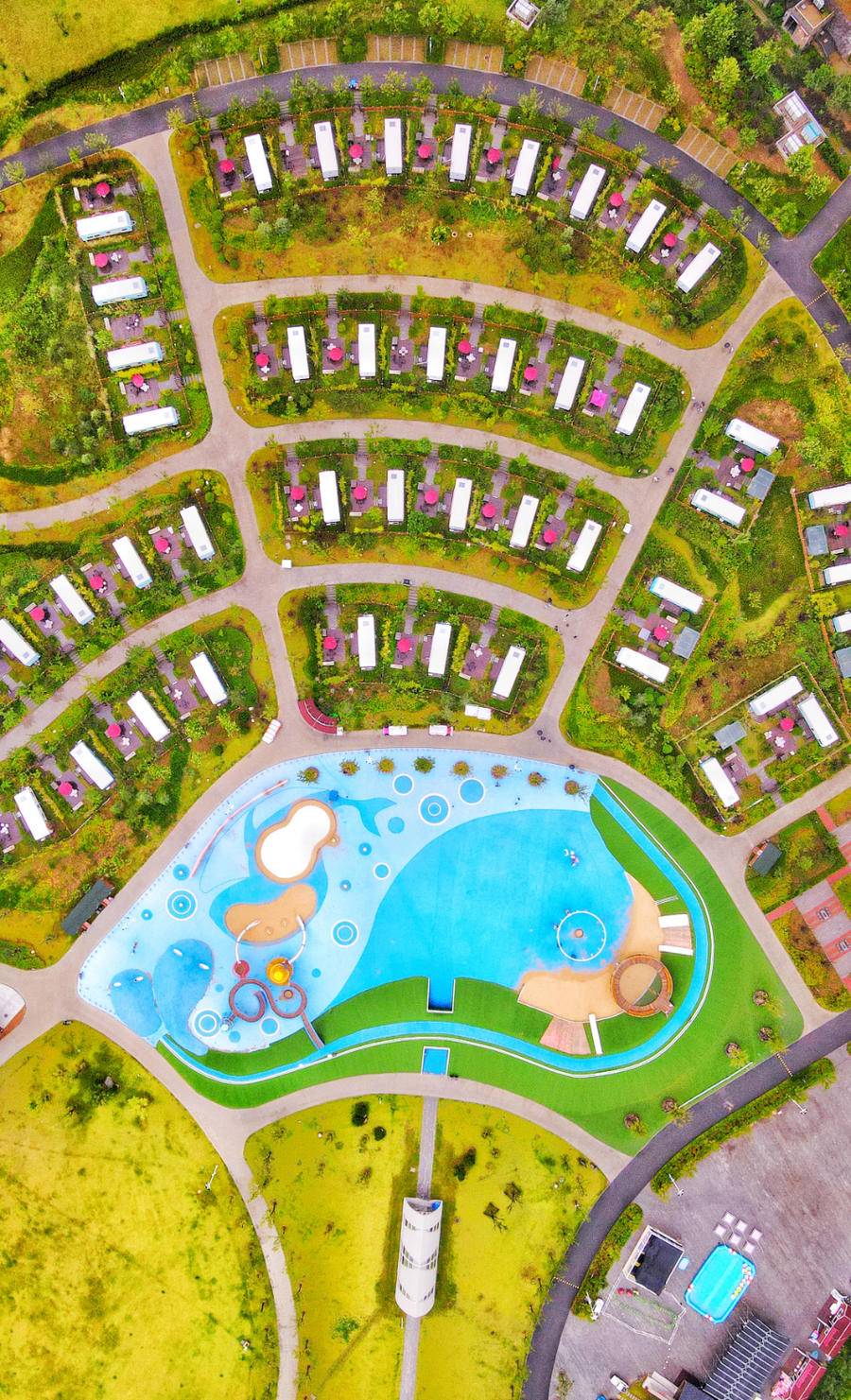 太美了吧！随手一拍就是大片，这是你不能错过的精致威海休闲区蓝鸢梦想 - Www.slyday.coM