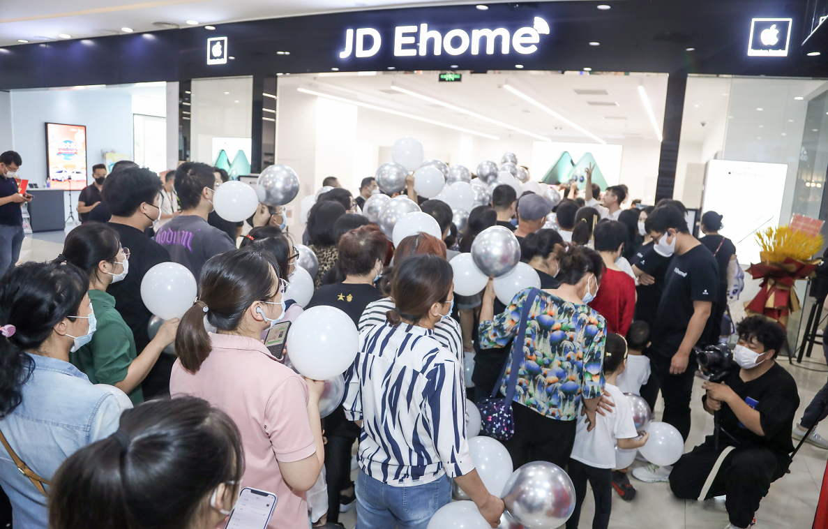 “消费者”全国首家京东自营Apple授权店JD Ehome在京开业