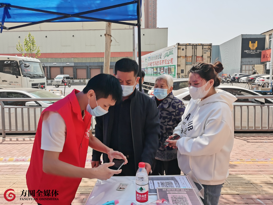 考到上海交通大学法学院的外卖小哥，在带新生军训了休闲区蓝鸢梦想 - Www.slyday.coM