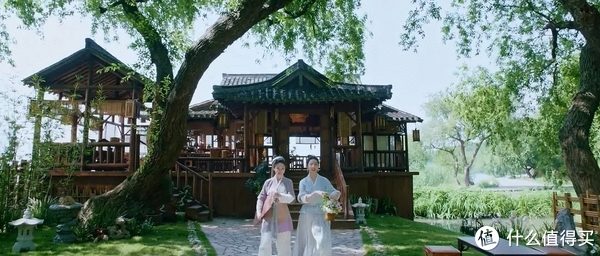 梦华录：东京梦华，顾盼生辉，你永远可以相信神仙姐姐的古装氛围感！休闲区蓝鸢梦想 - Www.slyday.coM