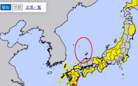 日本应允厅5日在发布超强台风“轩岚诺”的应允警报时，在舆图中将独岛标记为日本幅员。图自韩媒