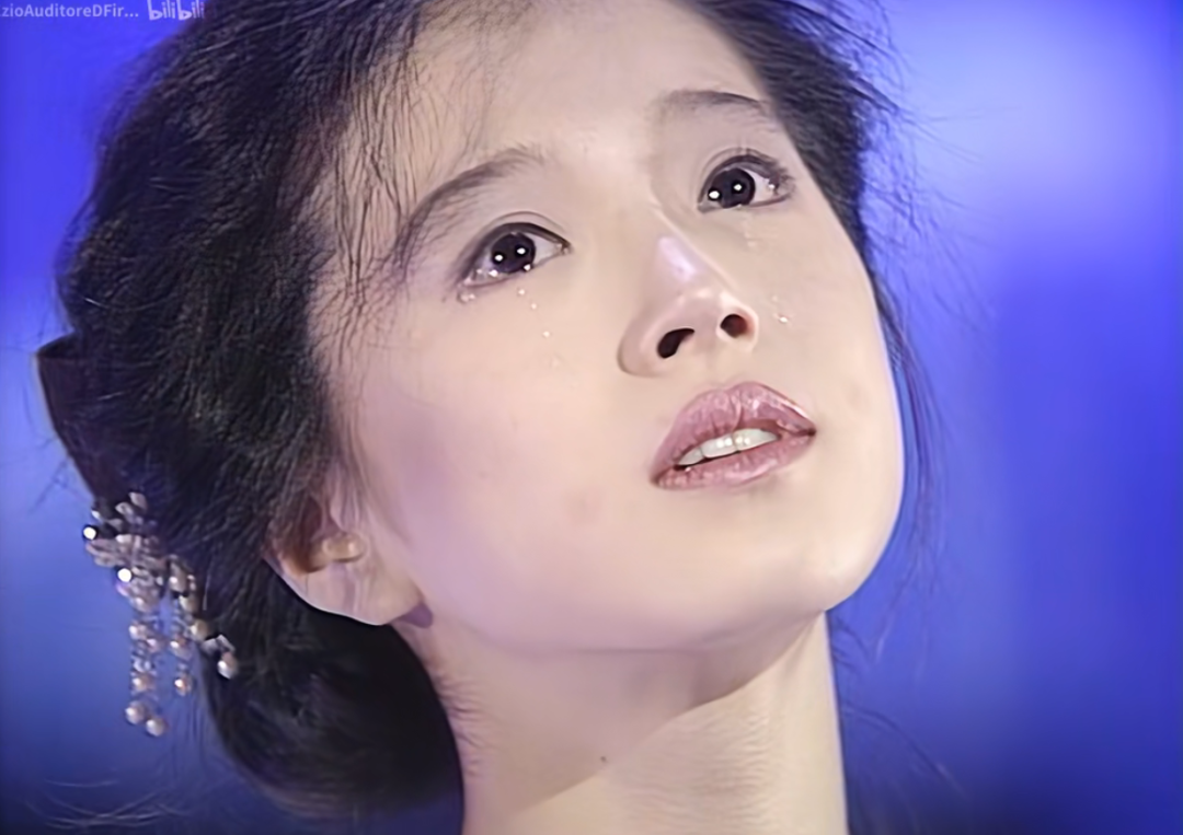 她一复出，内娱所有女明星都输了|中森明菜|近藤真彦|梅艳芳_新浪新闻
