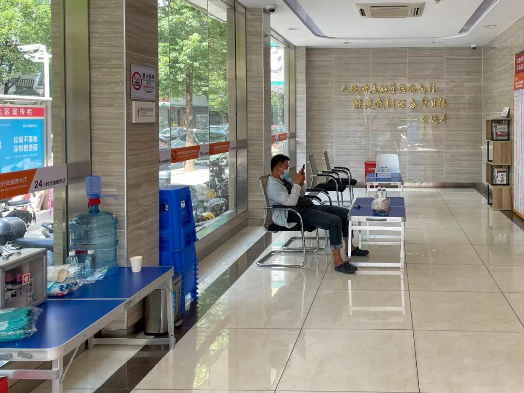 双向奔赴的关爱！快递小哥外卖骑手，这有专属你们的“歇脚站”休闲区蓝鸢梦想 - Www.slyday.coM