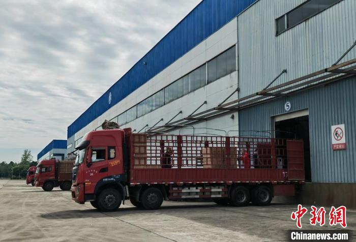 四川泸定6.8级地震：紧急调配首批3.2万件救灾物资支援震区休闲区蓝鸢梦想 - Www.slyday.coM