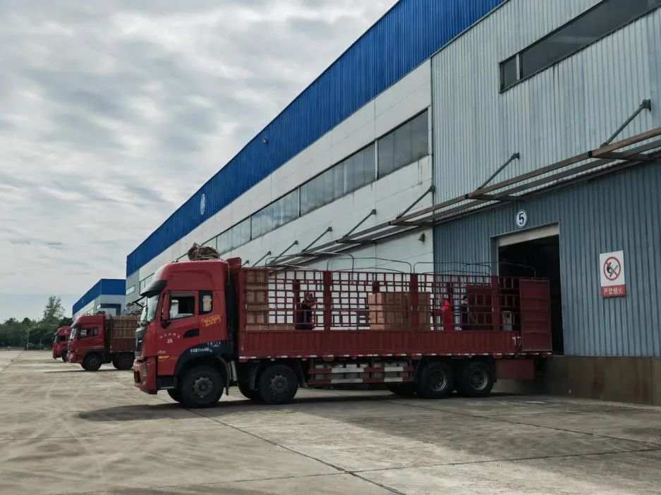 现场直击！四川泸定地震最新情况休闲区蓝鸢梦想 - Www.slyday.coM