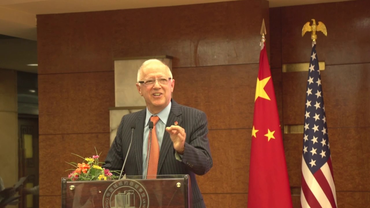 八九点钟的太阳 美国美中关系全国委员会主席引用毛主席名言 新浪财经 新浪网