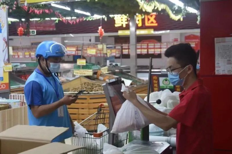 万宁战“疫”故事：这群“特殊”的外卖骑手为静止的城市带来更多感动休闲区蓝鸢梦想 - Www.slyday.coM