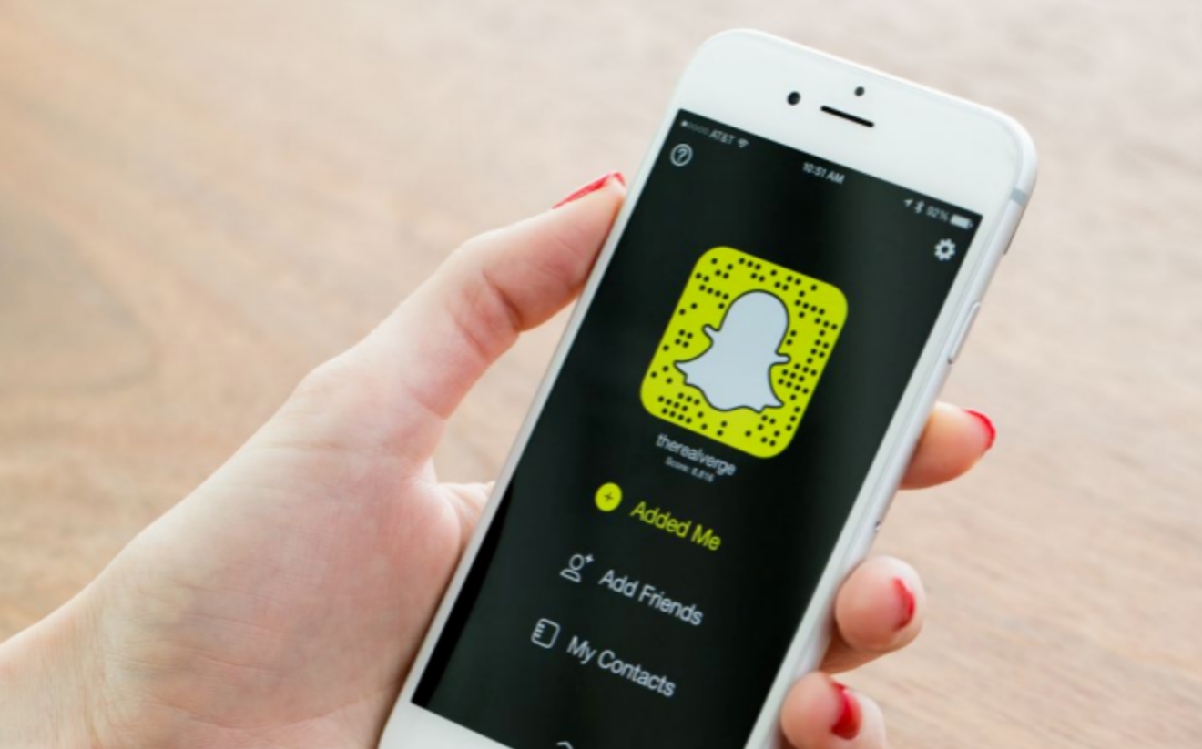 不敌tiktoksnapchat还是老了