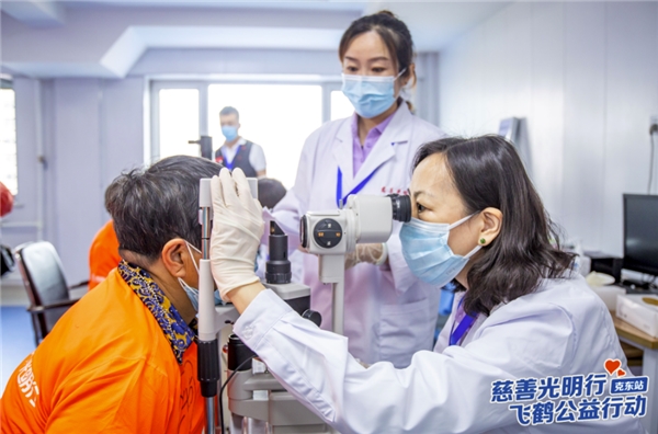 中国飞鹤医疗公益路：治愈他人，造福社会|医院|公益|患者_新浪新闻