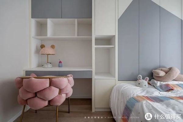 难怪越来越多人买“大横厅”户型，或许只有尝试过，才知道住起来有多爽休闲区蓝鸢梦想 - Www.slyday.coM