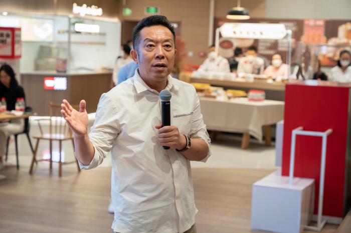 贾国龙准备带领西贝再次扩张.图片来源:西贝
