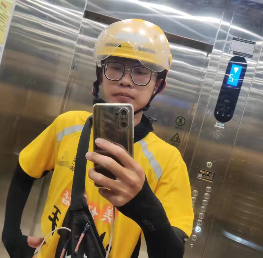 19岁男孩暑假送外卖赚了1.7万余元！“学费生活费都有了”休闲区蓝鸢梦想 - Www.slyday.coM