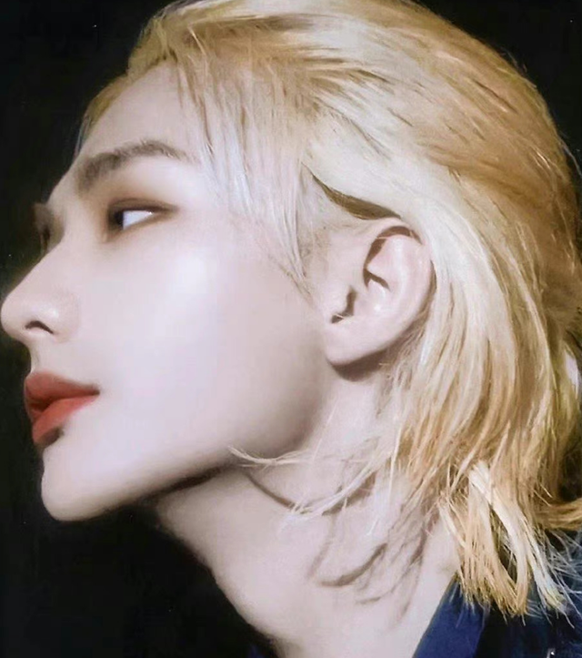 韩式滤镜又破裂！知名韩团参加时尚活动，外媒生图脸型崎岖发肿休闲区蓝鸢梦想 - Www.slyday.coM