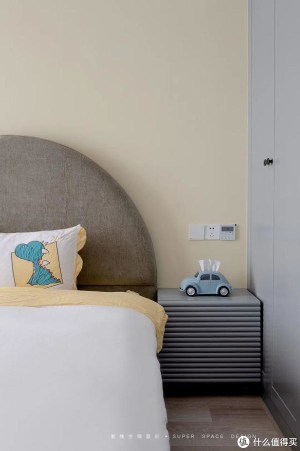 难怪越来越多人买“大横厅”户型，或许只有尝试过，才知道住起来有多爽休闲区蓝鸢梦想 - Www.slyday.coM