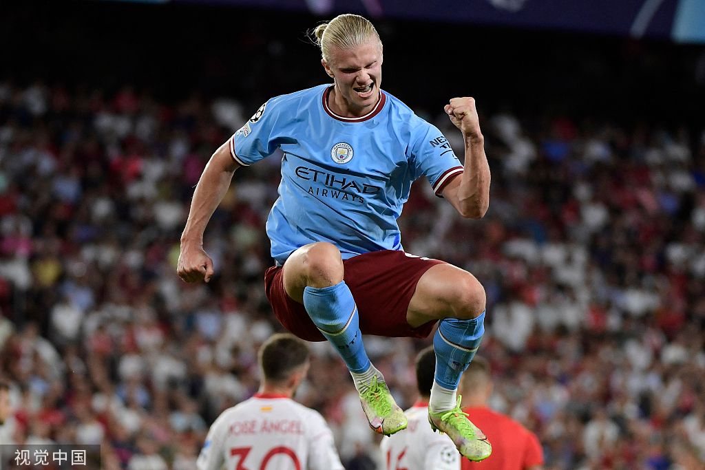 哈兰德加盟曼城后场均两球.