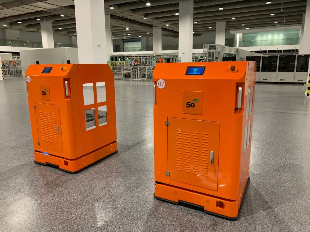 紫光恒越工厂的智能物流,智能生产设备