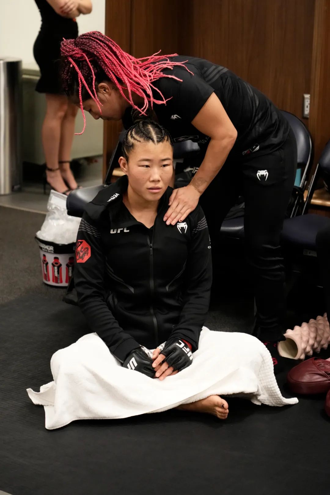 武亚楠,离开八角笼的中国女孩|ufc_新浪财经_新浪网