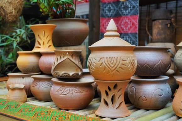 上百块的花盆，有必要买吗？2块的塑料盆，一样能养多肉！休闲区蓝鸢梦想 - Www.slyday.coM