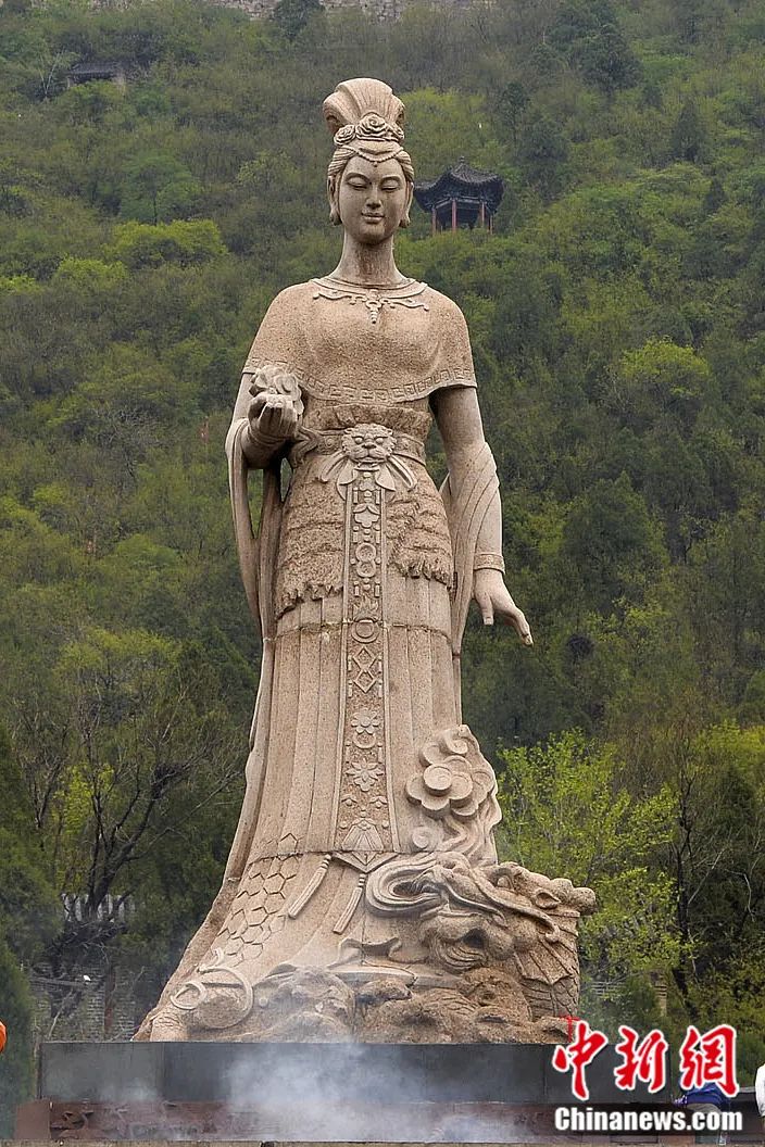 苏州女娲雕像图片