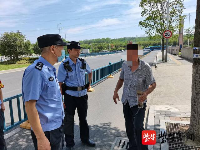 真危险啊！六旬阿婆挖出80多斤炮弹，竟用电动车载去废品收购站……休闲区蓝鸢梦想 - Www.slyday.coM