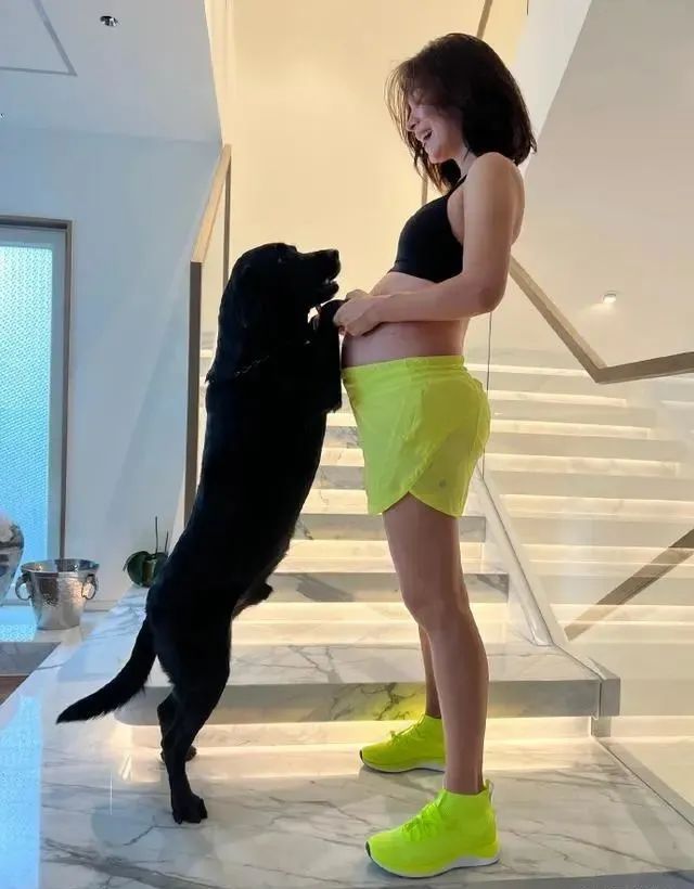 升级成爸妈！韩庚卢靖姗官宣：喜得千金！休闲区蓝鸢梦想 - Www.slyday.coM