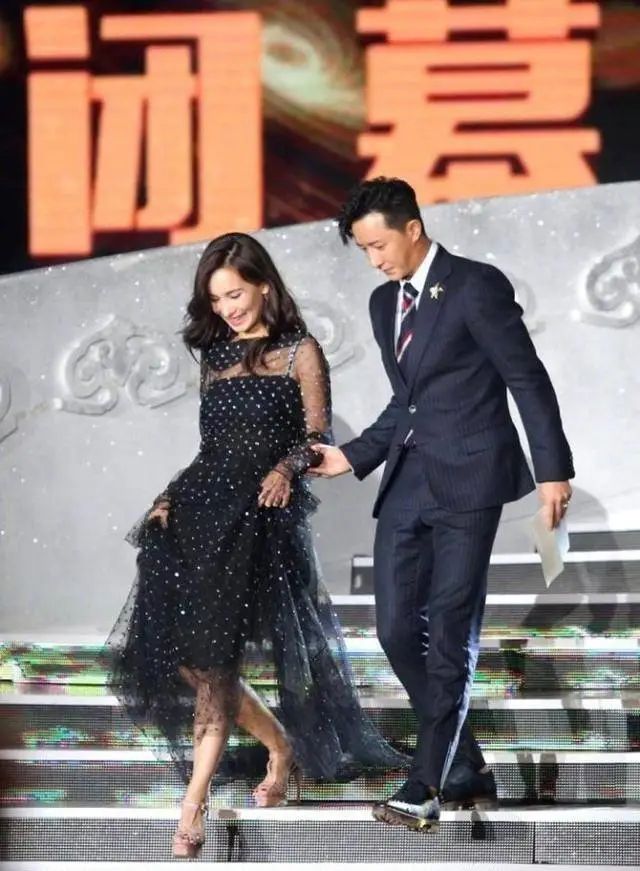 升级成爸妈！韩庚卢靖姗官宣：喜得千金！休闲区蓝鸢梦想 - Www.slyday.coM