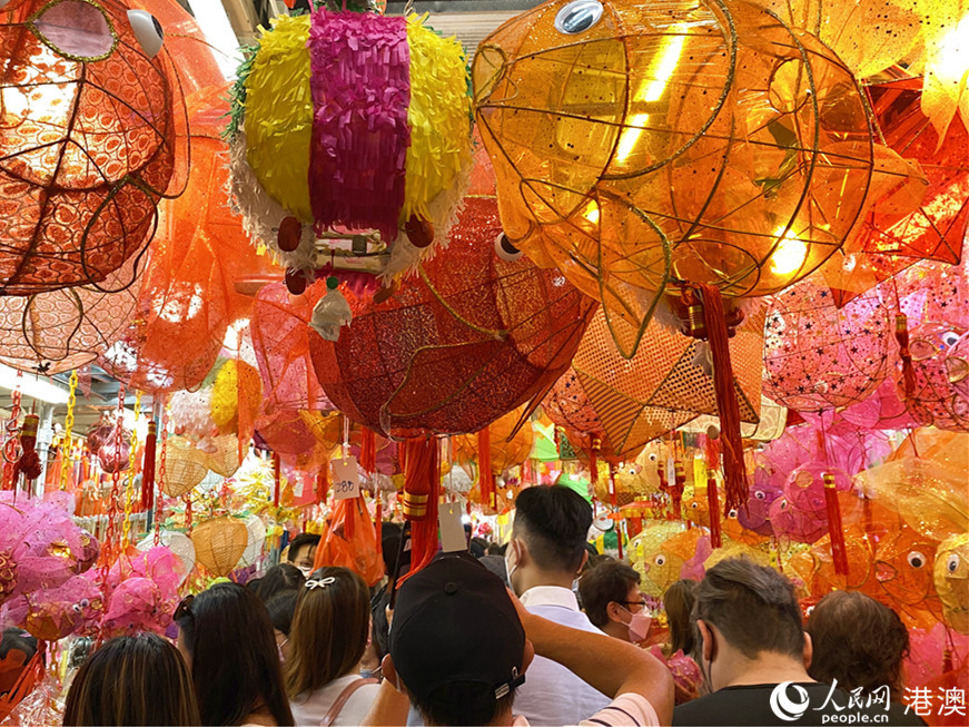 灯月映港，香港花灯点亮中秋之夜休闲区蓝鸢梦想 - Www.slyday.coM