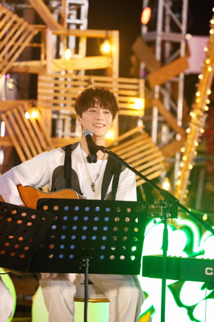 湖南卫视中秋之夜10日晚相约，感受他乡奋斗的爱与温情休闲区蓝鸢梦想 - Www.slyday.coM