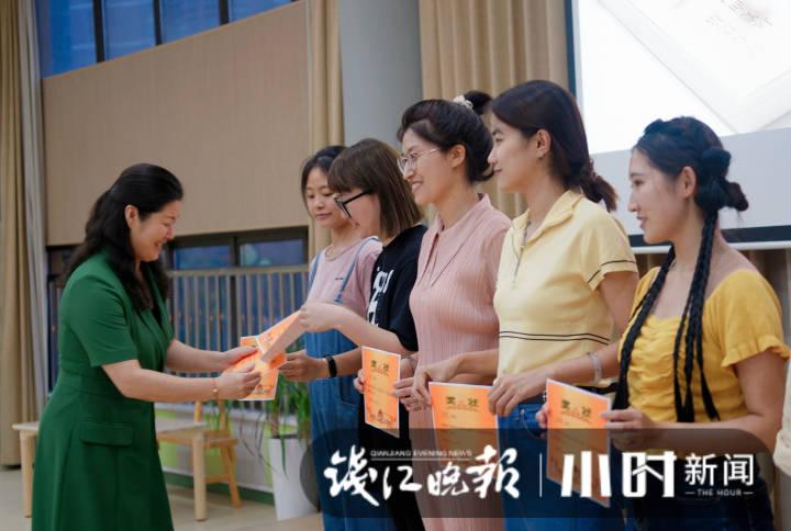 幸福是什么？听听幸福河幼儿园的老师们怎么说……休闲区蓝鸢梦想 - Www.slyday.coM