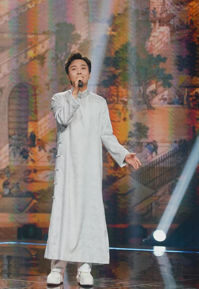 央视中秋晚会节目单：主持阵容添95后美女新人，8位港台艺人献唱休闲区蓝鸢梦想 - Www.slyday.coM