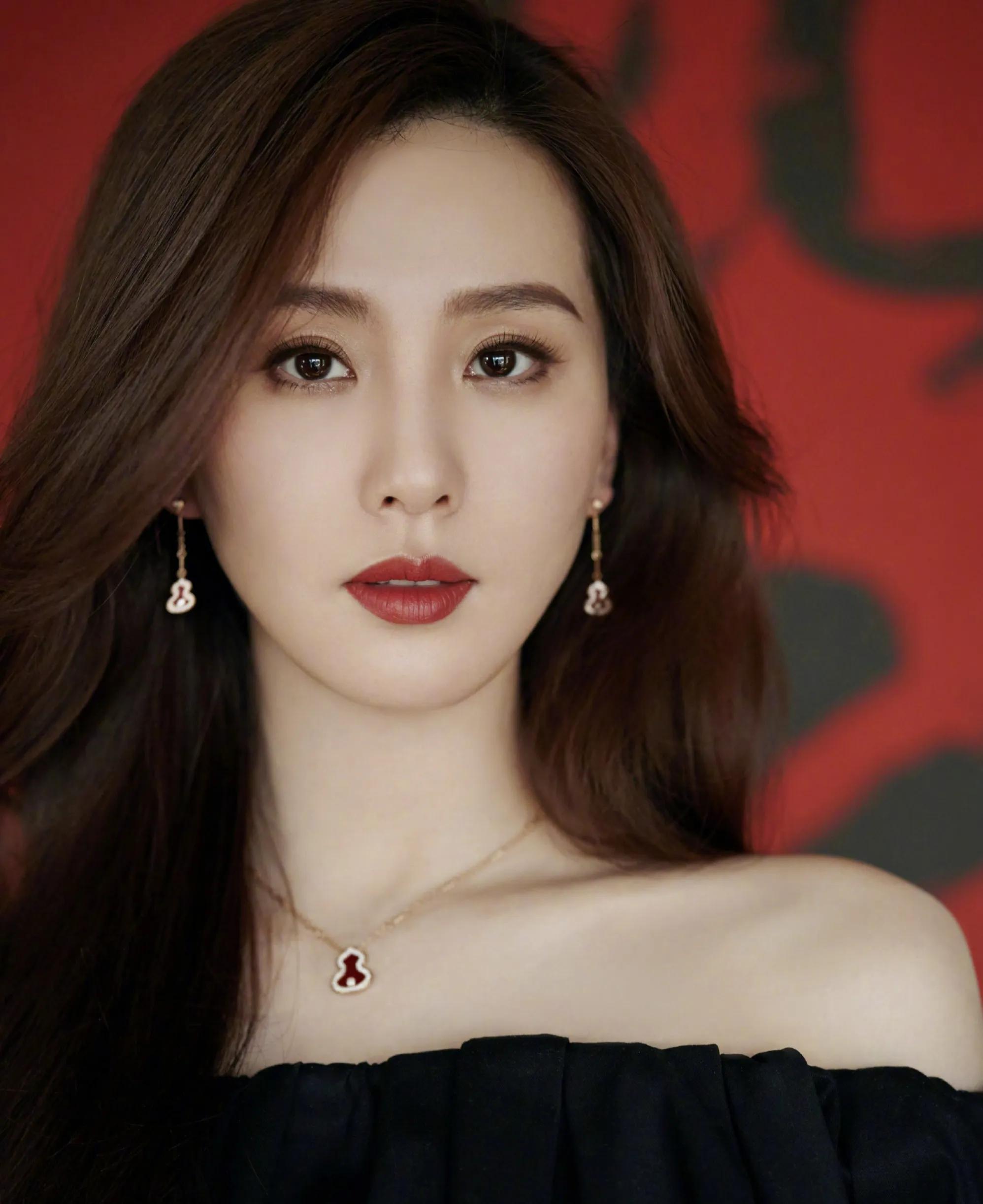 8位真正的“中国式”美人:不整容不打针,甩如今当红女星一大截|赵明明|林芳兵|杨贵妃_新浪新闻