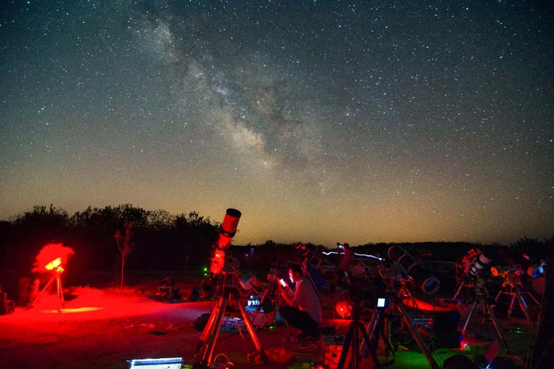 南京天文爱好者协会进行野外观测