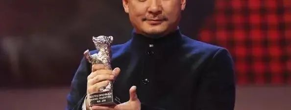 李易峰多次嫖娼被行拘，更多细节曝光：这次，他真的凉了！休闲区蓝鸢梦想 - Www.slyday.coM