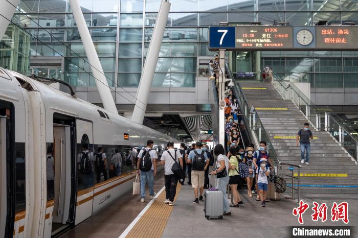 中秋假期广铁旅客运输平稳有序 发送旅客逾393万人次