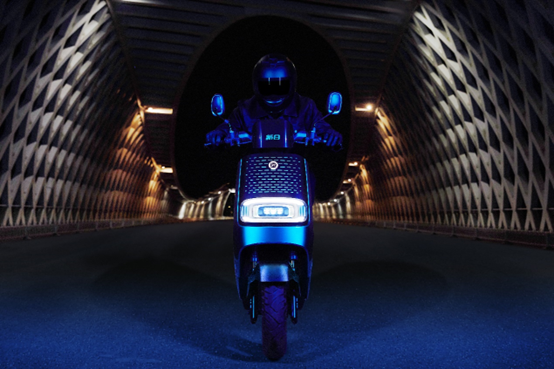 这两款大神级电动车，续航要求即刻满足！新日真的太会了休闲区蓝鸢梦想 - Www.slyday.coM