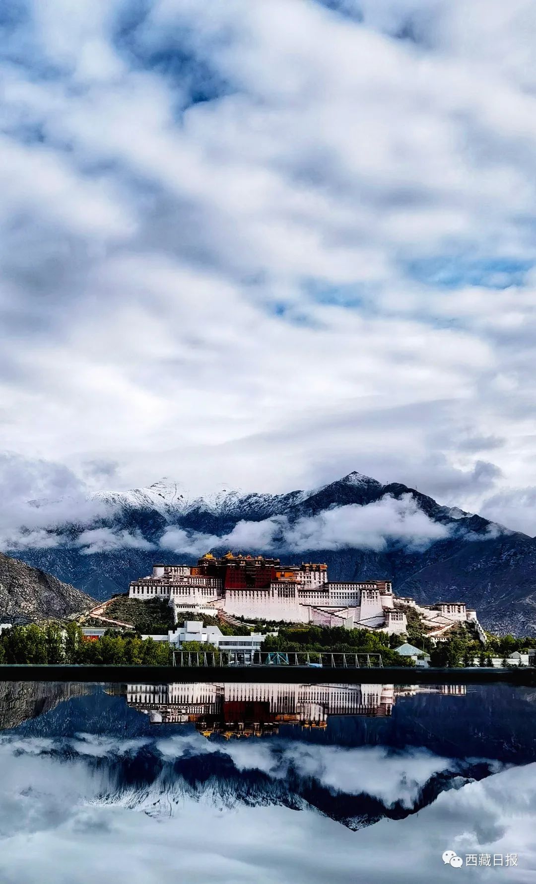 静看拉萨第一场秋雪，静待疫情消散……休闲区蓝鸢梦想 - Www.slyday.coM