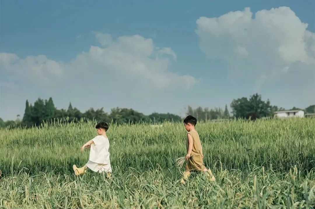 沉浸在昆明现实版宫崎骏动画里的世界休闲区蓝鸢梦想 - Www.slyday.coM