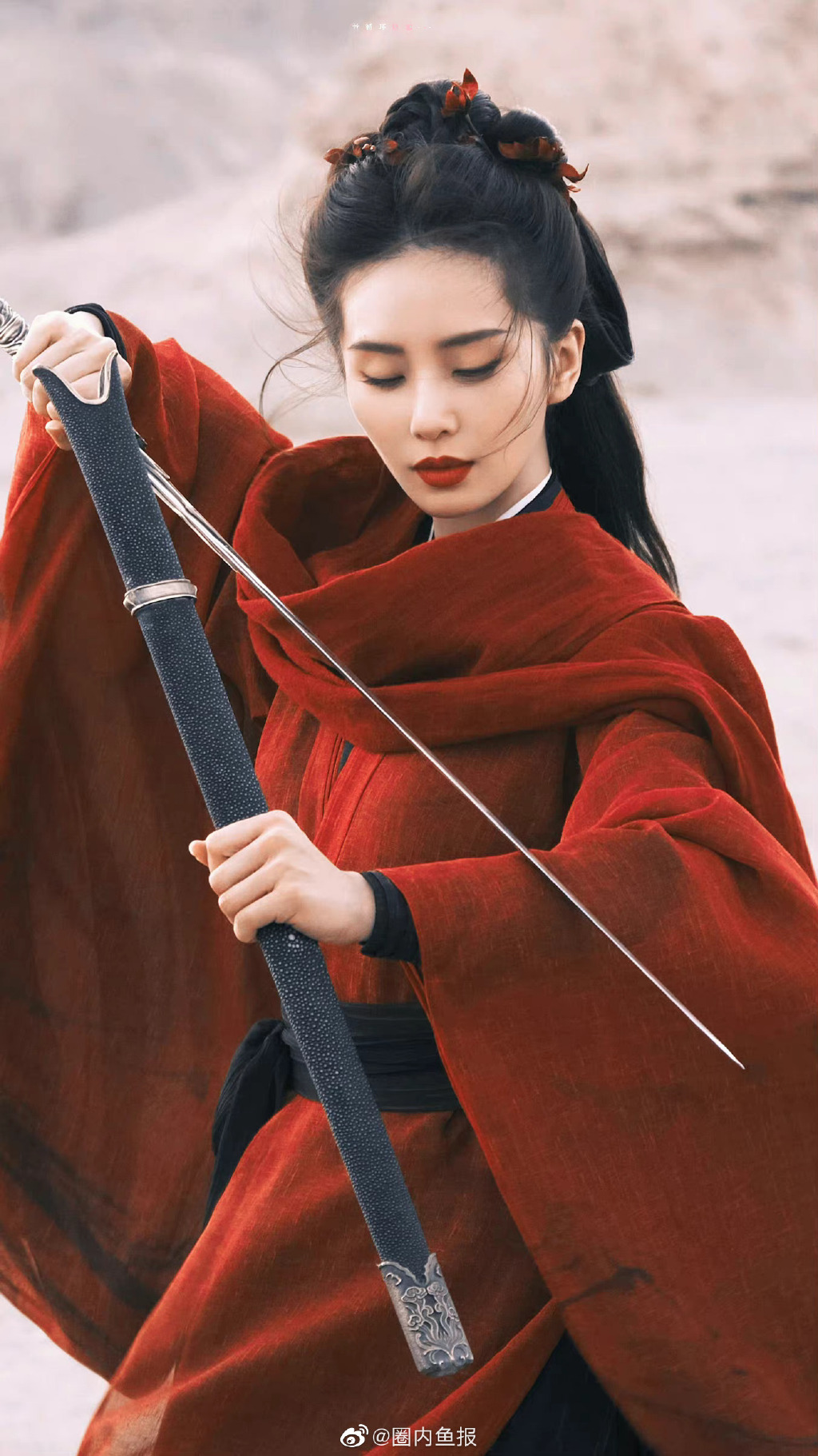 刘诗诗古装好飒 红衣女侠风造型亮眼|古装|女侠|刘诗诗_新浪新闻