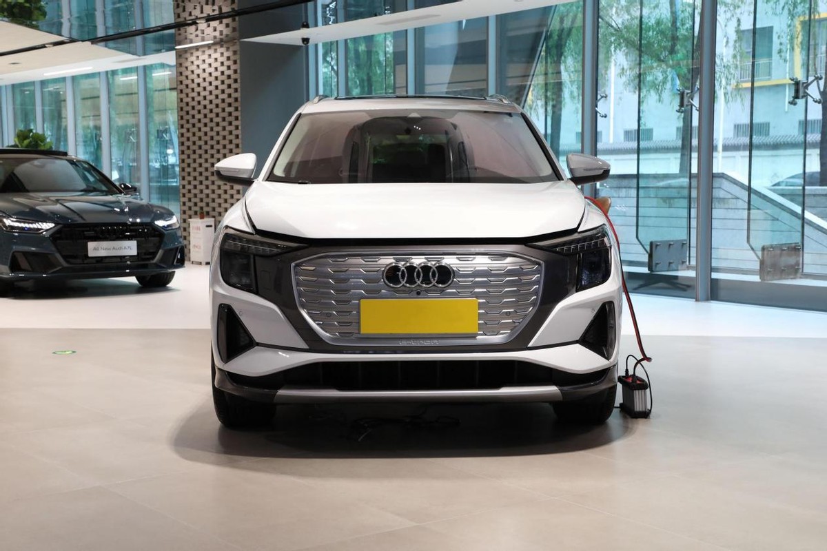 专为满足国人需求上汽奥迪q5etron不愧是纯电动suv标杆