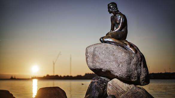 最美的“小美人鱼”，真的是古铜色休闲区蓝鸢梦想 - Www.slyday.coM