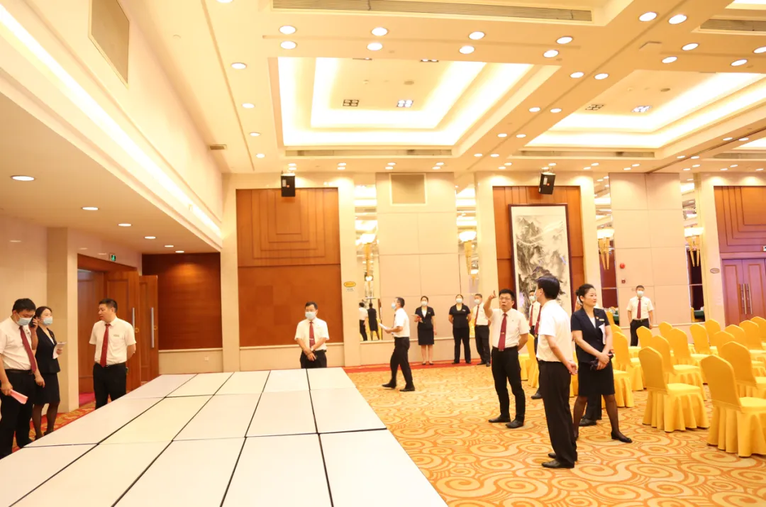 中国融通资产管理集团有限公司第一届职业技能大赛（酒店旅游类）南部区域选拔赛在广州珠江宾馆举办休闲区蓝鸢梦想 - Www.slyday.coM