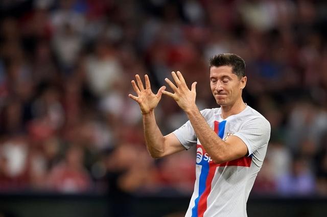 又添新仇！巴萨还是“半成品”，延续三大魔咒，两年拔不掉一根刺休闲区蓝鸢梦想 - Www.slyday.coM