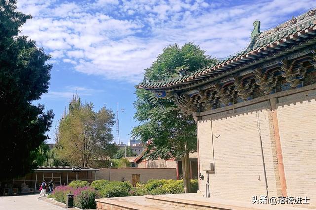 甘肃张掖有一座“西夏国寺”，古色古香，还有亚洲最大的室内卧佛休闲区蓝鸢梦想 - Www.slyday.coM