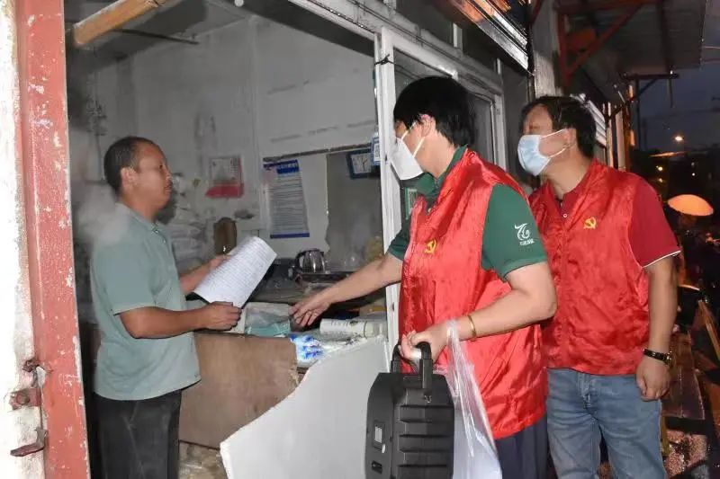 升级！台风橙色预警！今晚9点起上海地铁高架地面线路停运！休闲区蓝鸢梦想 - Www.slyday.coM